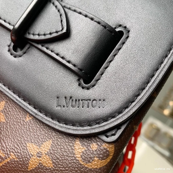 WIS PM STEAMER LOUIS VUITTON 0815